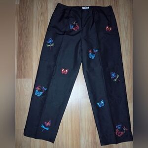 Allison Taylor Red and Black Capris with Playful Butterfly Design Size 8